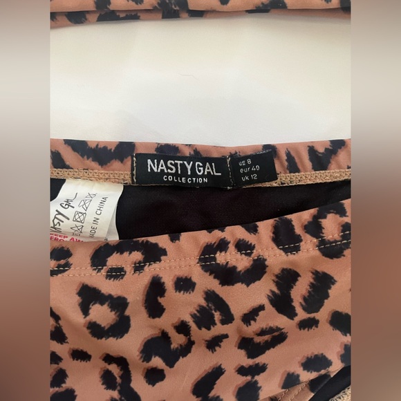 Cheetah Print Nasty Gal Bikin - Picture 3 of 3